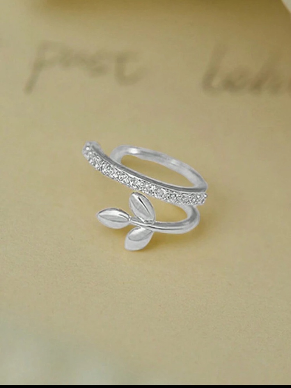 Silver ear cuff - Picture 3 of 3